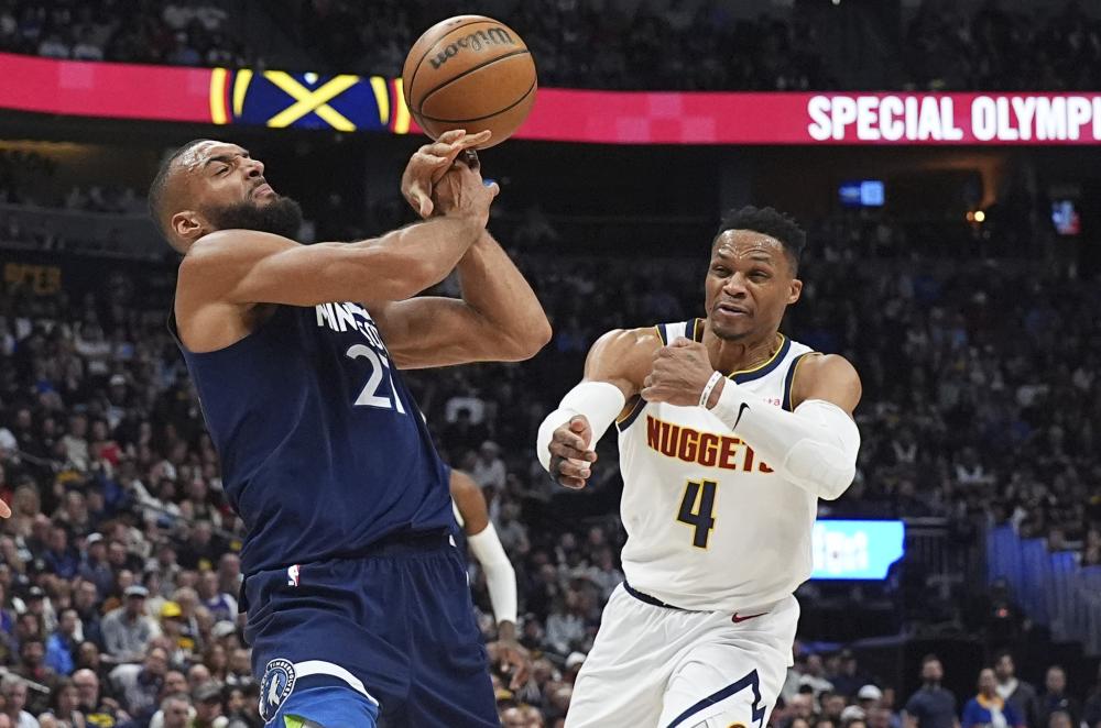 阿拉维斯 阿拉维斯